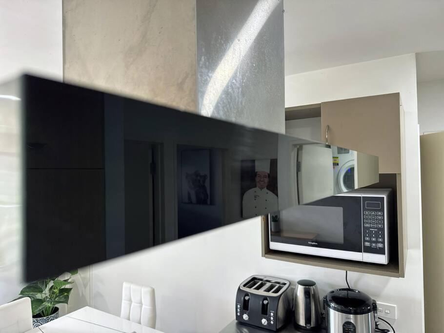 Immaculate 3 Bd 2 Bth Apartment -Free Carpark & Pool Auckland Kültér fotó