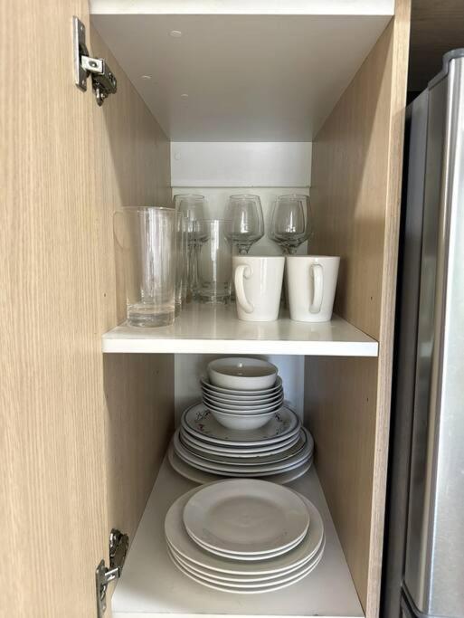 Immaculate 3 Bd 2 Bth Apartment -Free Carpark & Pool Auckland Kültér fotó
