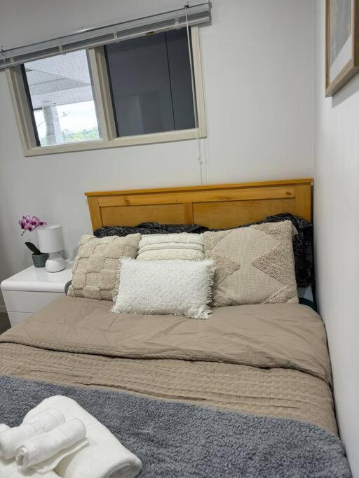 Immaculate 3 Bd 2 Bth Apartment -Free Carpark & Pool Auckland Kültér fotó